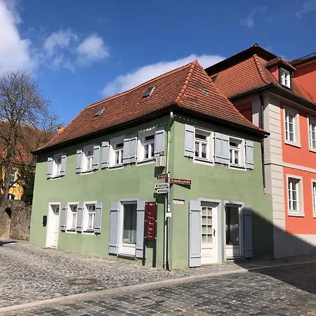 Altstadthaus Im Herzen Feuchtwangens فوختواجن